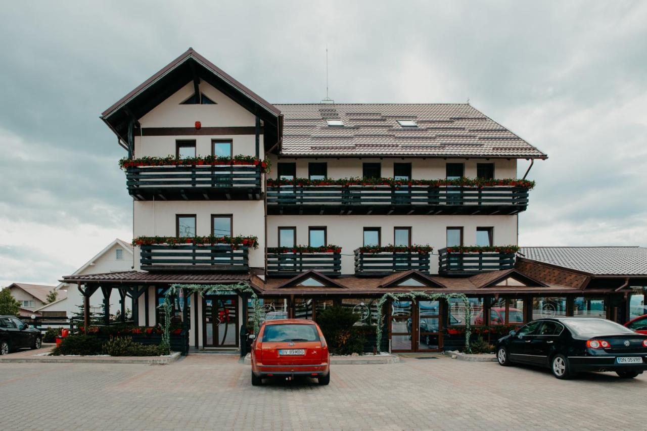Popasul Transilvania Piatra Fantanele Zewnętrze zdjęcie