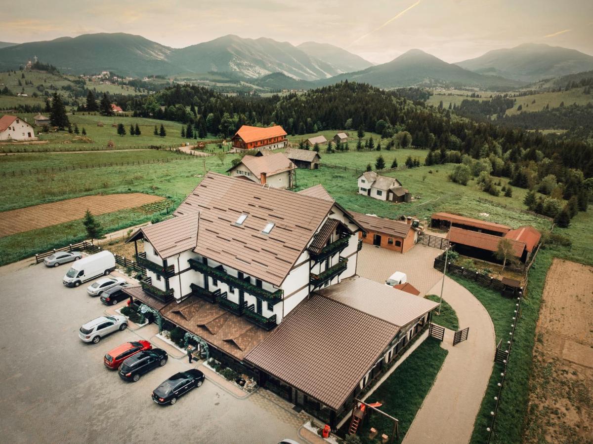Popasul Transilvania Piatra Fantanele Zewnętrze zdjęcie